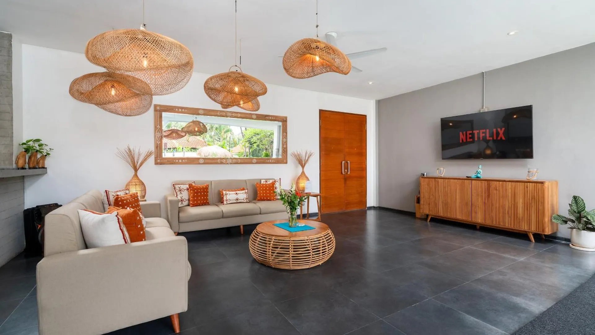 Beautiful Modern Villa In The Heart Of Seminyak